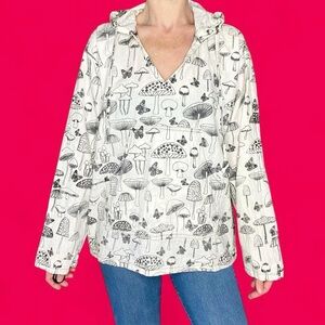 Kathmandu Imports Cream Black Butterfly Mushroom Light Jacket